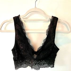 Black Victoria’s Secret Lacy Bralette